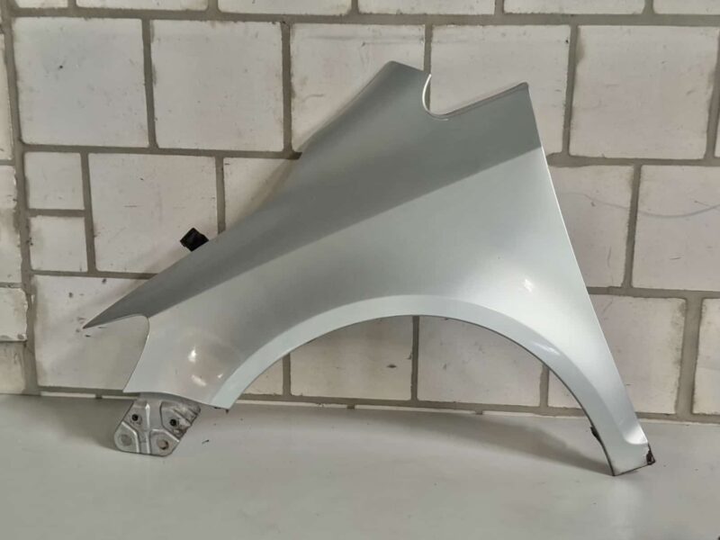 Original gebraucht Kotflügel Links VW Golf Plus 2009. Oe-Teilenummer: Kotflügel Links Plus, -