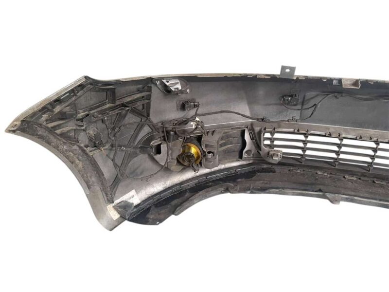 Original gebraucht Stoßstange Vorne mit PDC-Sensoren VW Golf Plus 2009 5M0807221. Oe-Teilenummer: 1155D301118, 5M0807221