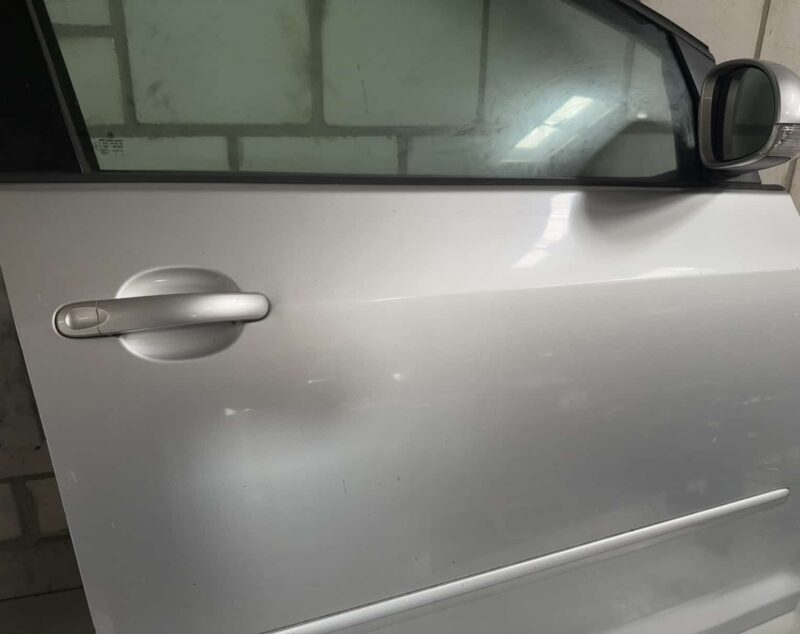 Original gebraucht Tür Beifahrer Vorne Rechts Komplett VW Golf Plus 2009. Oe-Teilenummer: Tür Vorne Rechts Golf-Plus, -