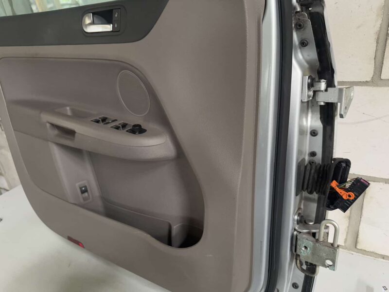 Original gebraucht Tür Fahrer Vorne Links Komplett VW Golf Plus 2009. Oe-Teilenummer: Tür Vorne Links Golf-Plus, -