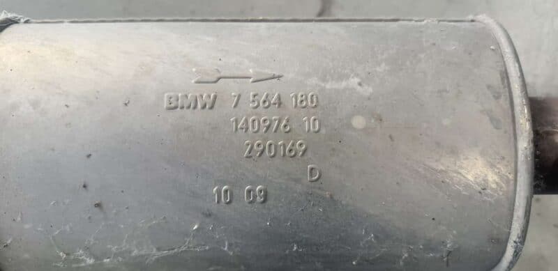 Original gebraucht Auspuffanlage komplett mit Kat. BMW 116i E81 E87 2009. Oe-Teilenummer: 7564181, 7564180, Katalysator, Vorschalldämpfer, Nachschalldämpfer