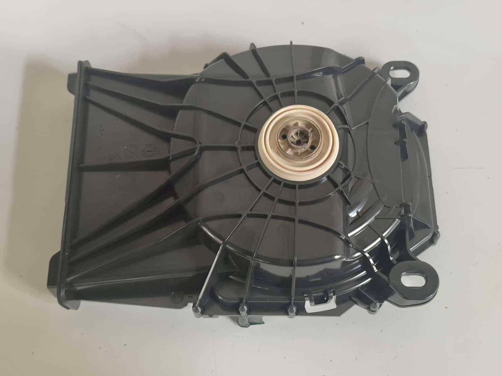 Original gebraucht Lautsprecher Subwoofer Bass BMW 116i E81 2011. Oe-Teilenummer: 65139204786, 18820010, 65139204786