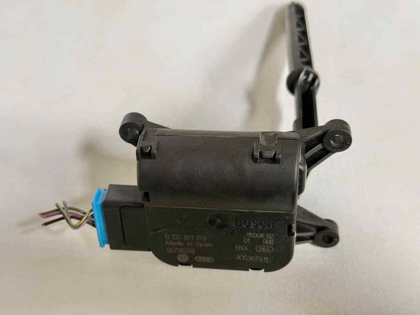 Heizung Stellmotor BOSCH VW Passat 3C 3C0907511, 0132801370