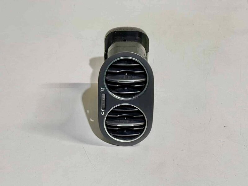 Luftdüsen Belüftung Rechts VW Golf Plus 2009 5M0819759, 5M0819710