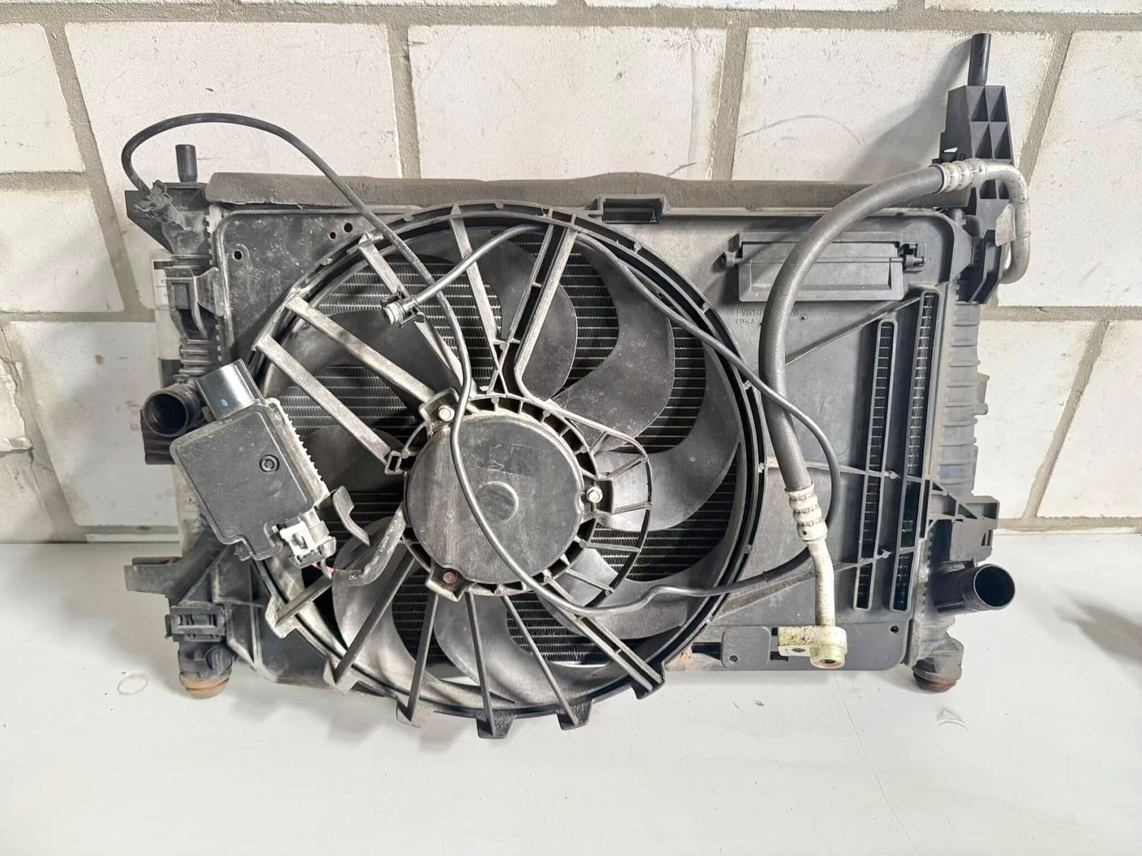 Kühlerpaket Motorlüfter klima kondensator Ford C-Max 2014 CV618C607VA, CV618005V