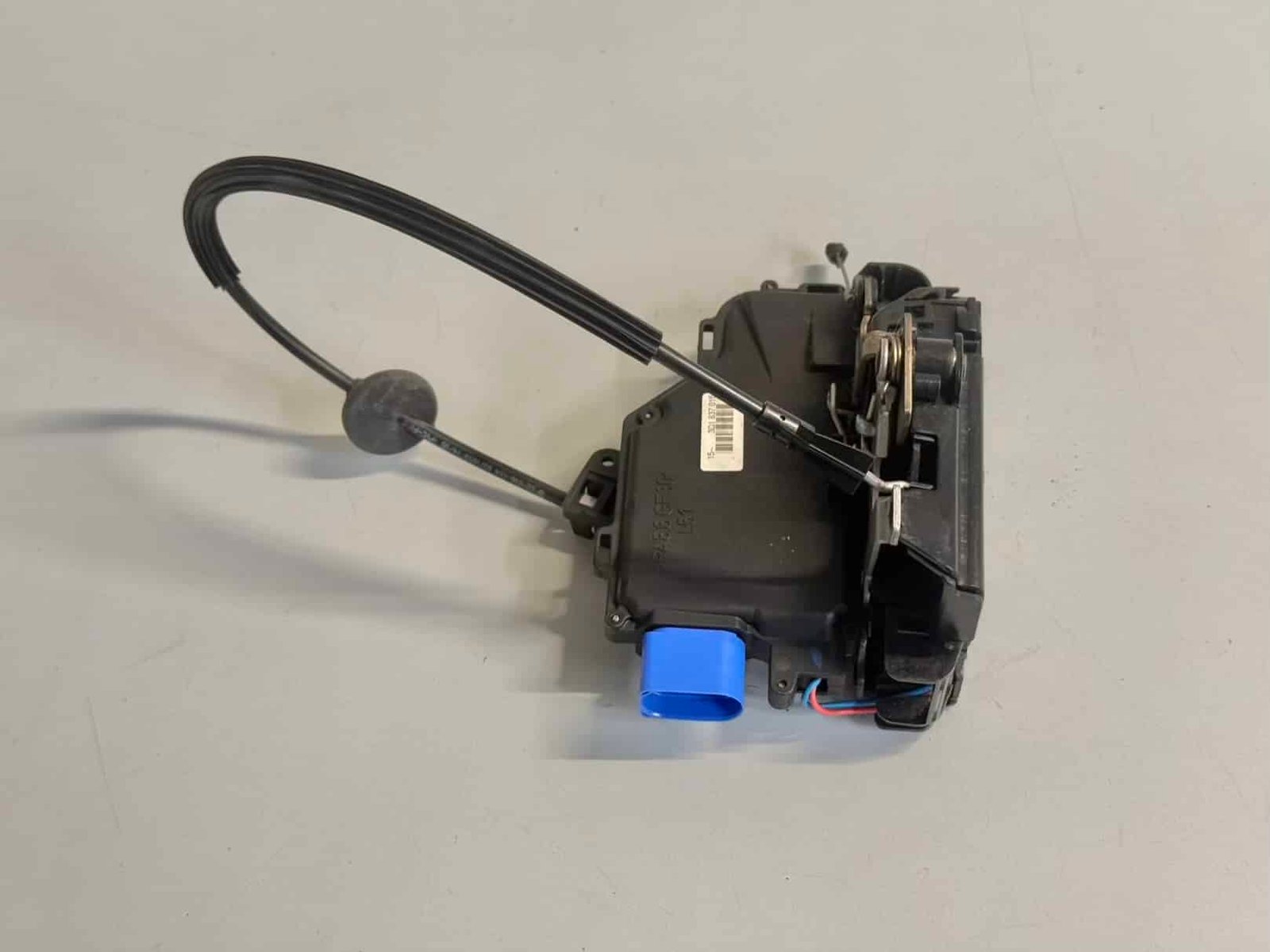 Türschloss Türverriegelung Links Vorne VW Golf5 1K1 1.4L 3D1837015