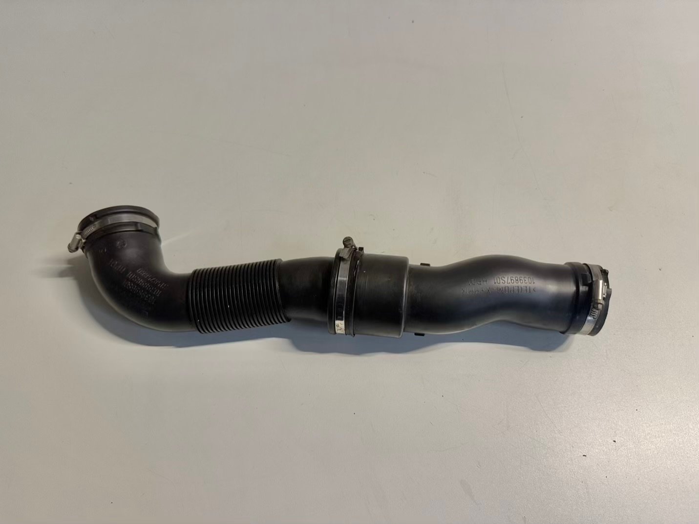 Ladeluftschlauch Luftschlauch Ansaugrohr OPEL ASTRA-J 2011 13254633, 1039897S01