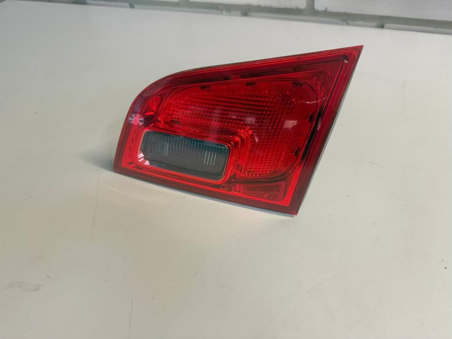 Rücklicht Bremslicht Rechts innen OPEL ASTRA-J 2011 13282247