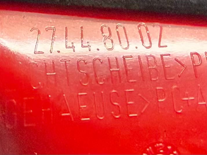 Rücklicht hinten rechts innen VW Passat 3C Kombi 2008 3C9945094, 27448002