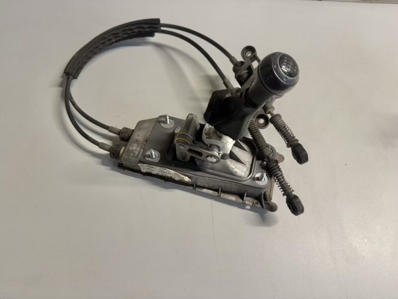 Schalthebel Schaltkulisse Schaltgehäuse Seat Ibiza 1.2 2008 6Q0711049CG