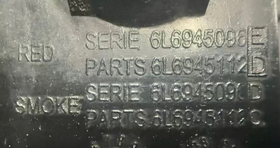 Rücklicht Außen Rechts mit blinker Seat Ibiza 1.2 2008 6L6945096, 6L6945258