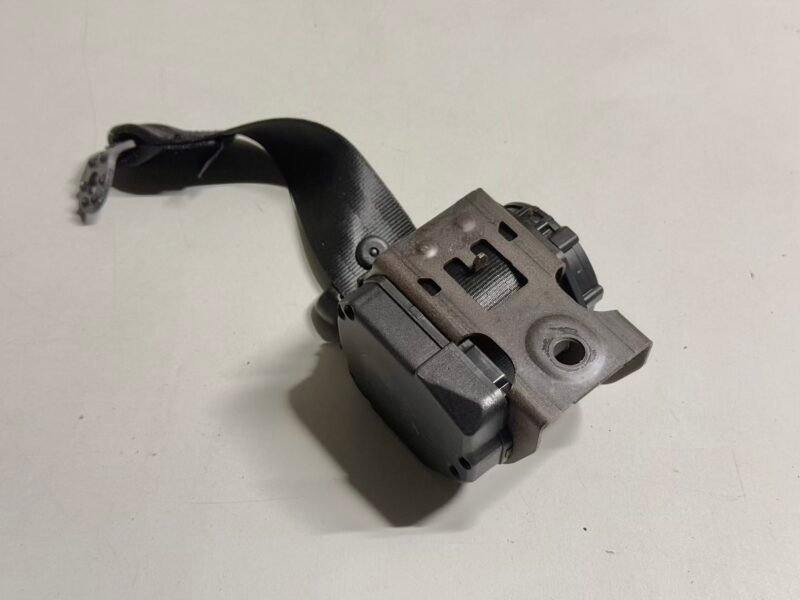 Sicherheitsgurt Gurt hinten Links 3Türer Seat Ibiza 1.2 2008 6L0857805