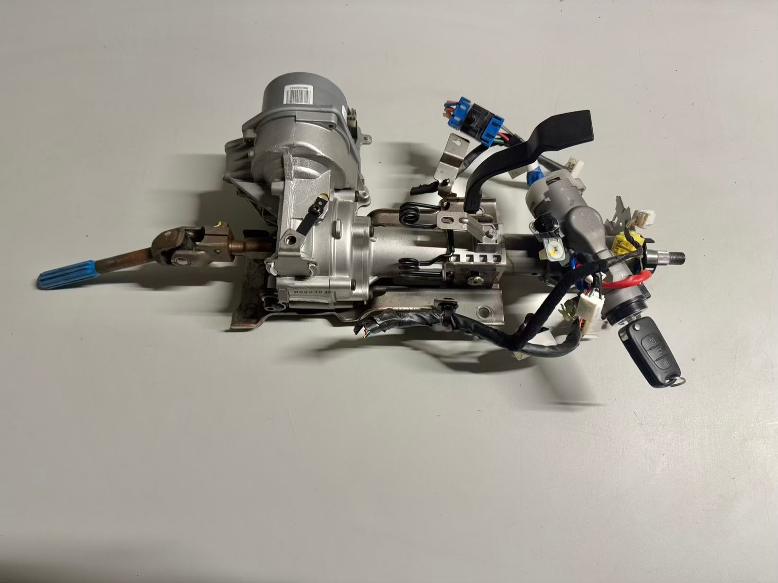 Lenksäule Lenkgetriebe Servopumpe Lenkradschloss Hyundai i30 2010 563002L700