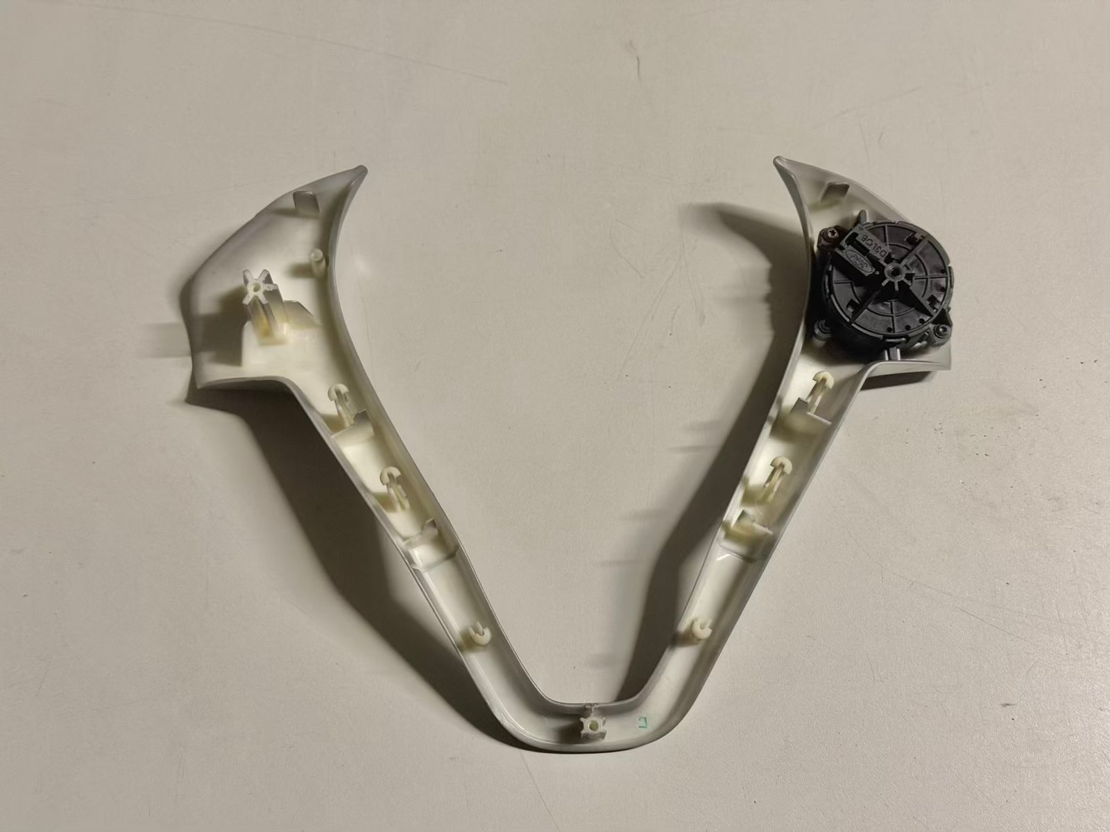 Abdeckung Lenkrad Multifunktionstaste Ford Fiesta 1.25L 2010 8A6T14K147