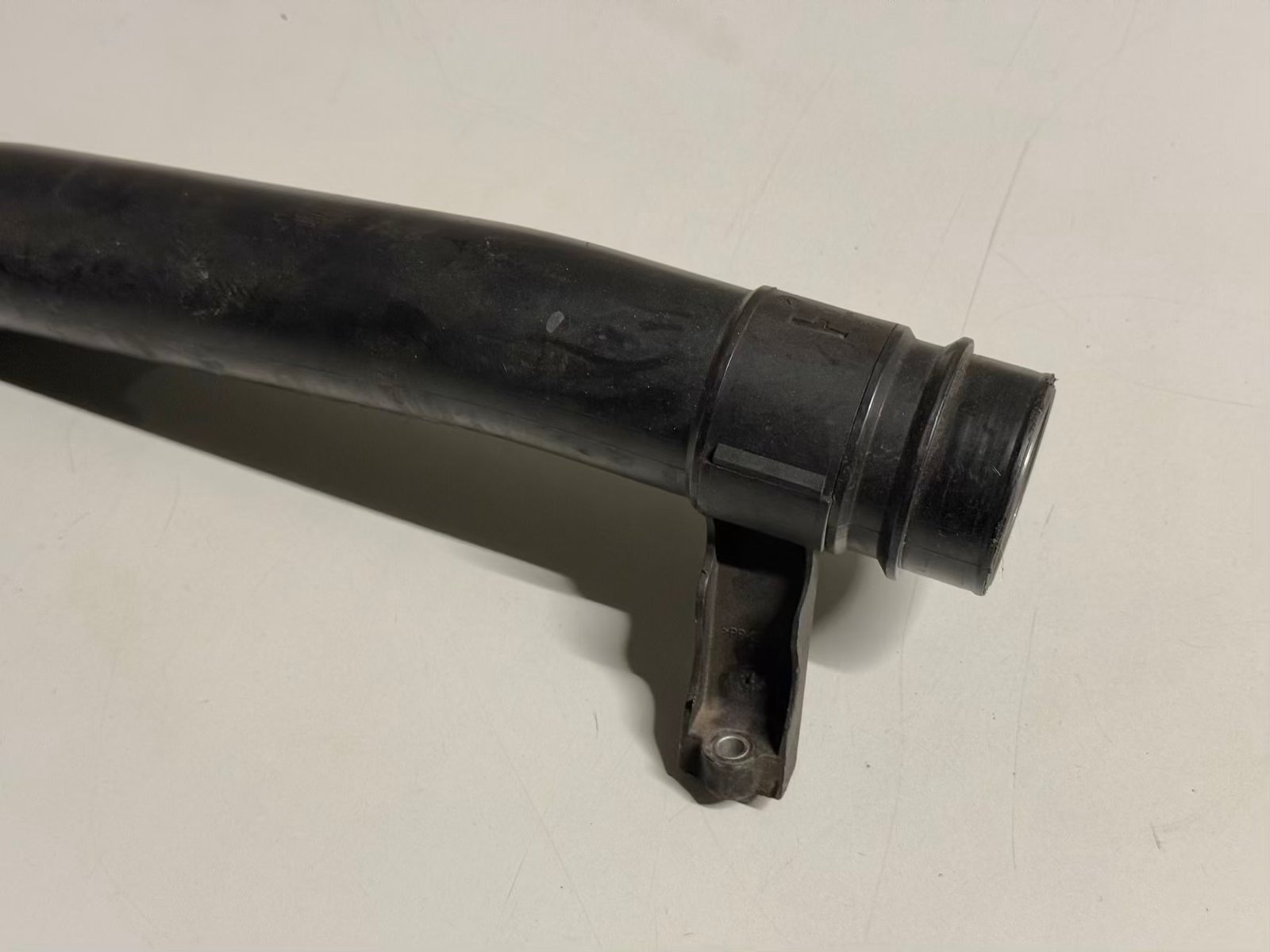 Ladeluftschlauch Druckrohr Turbolader Ford C-Max 2014 CV616C784AE