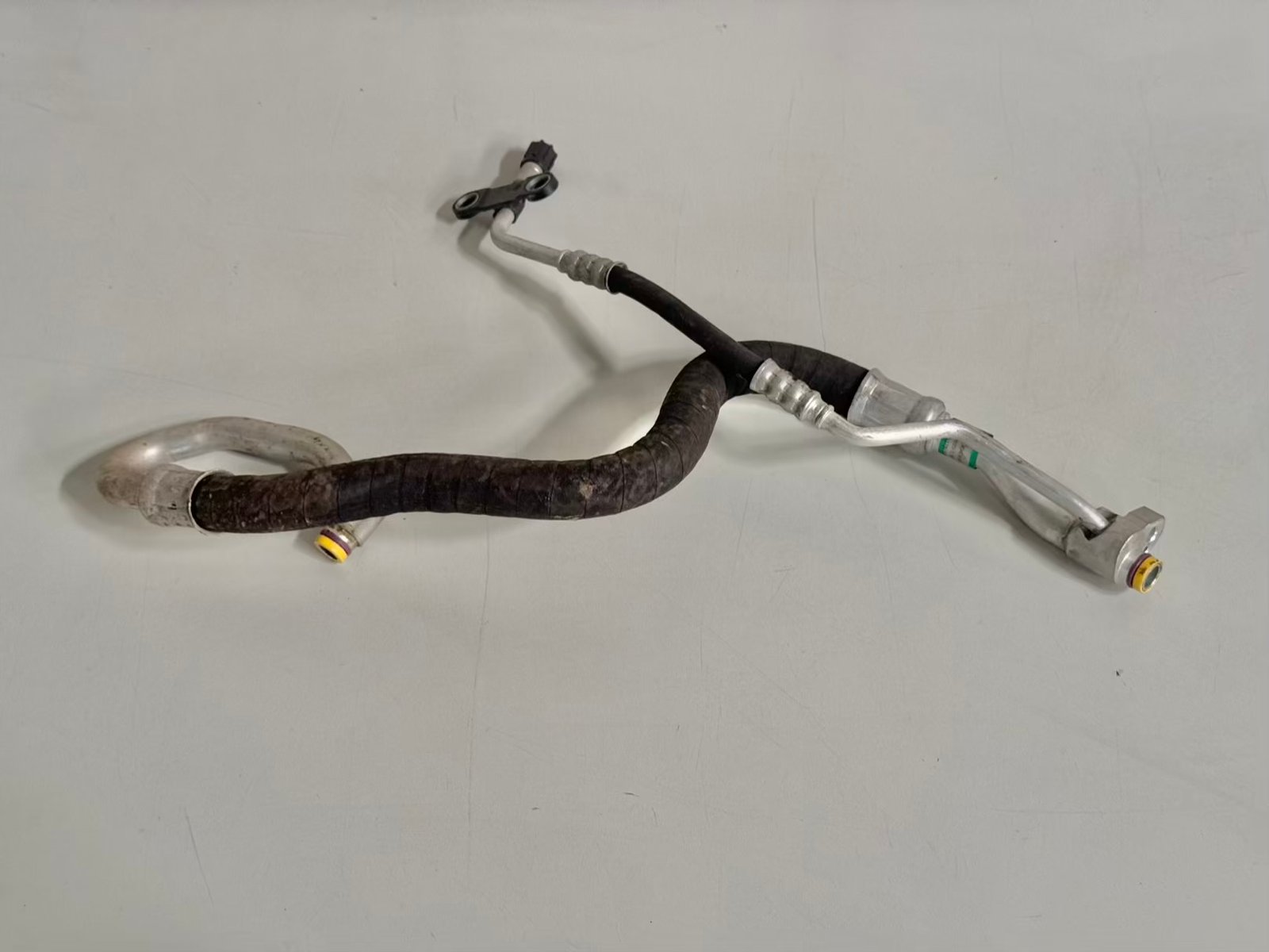 Klimaleitung Druckleitung Klimaschlauch N43 BMW 116i E81 E87 2011 696496403