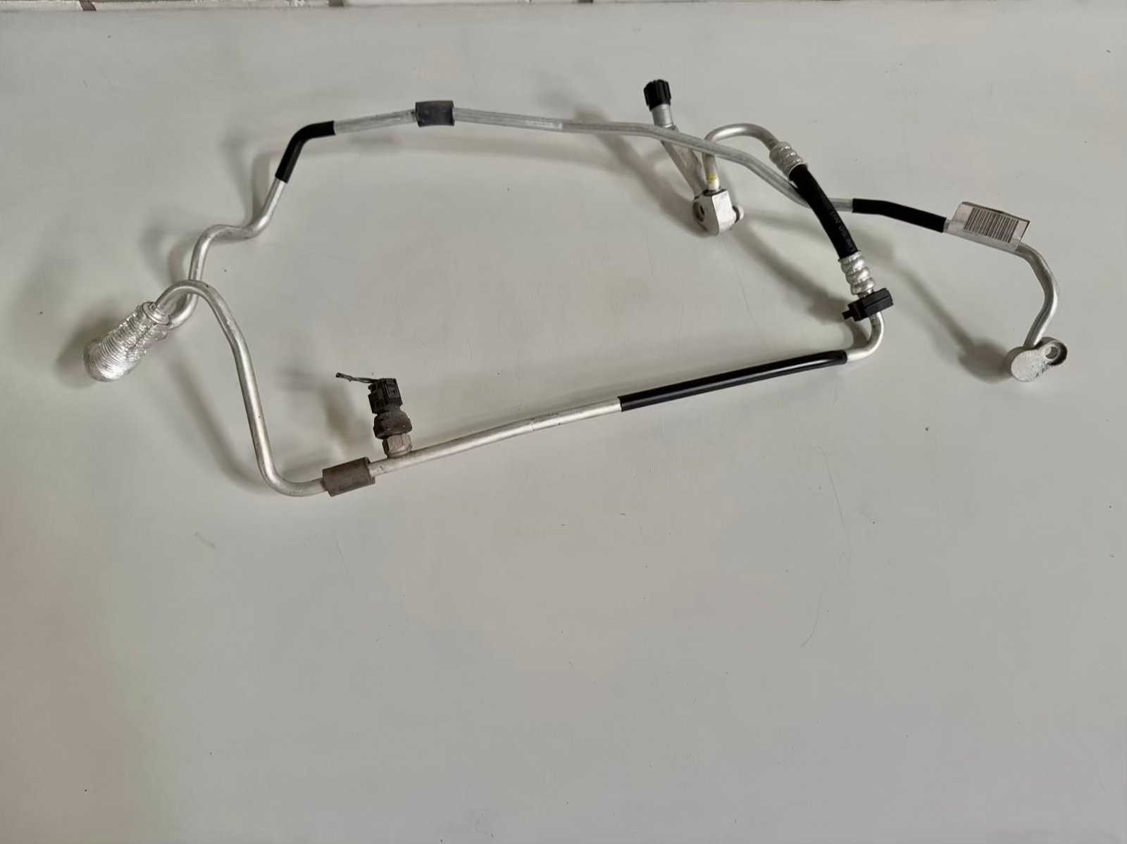 Klimaanlagenrohre N43 BMW 116i E81 E87 2011 6450922483103, 922483103