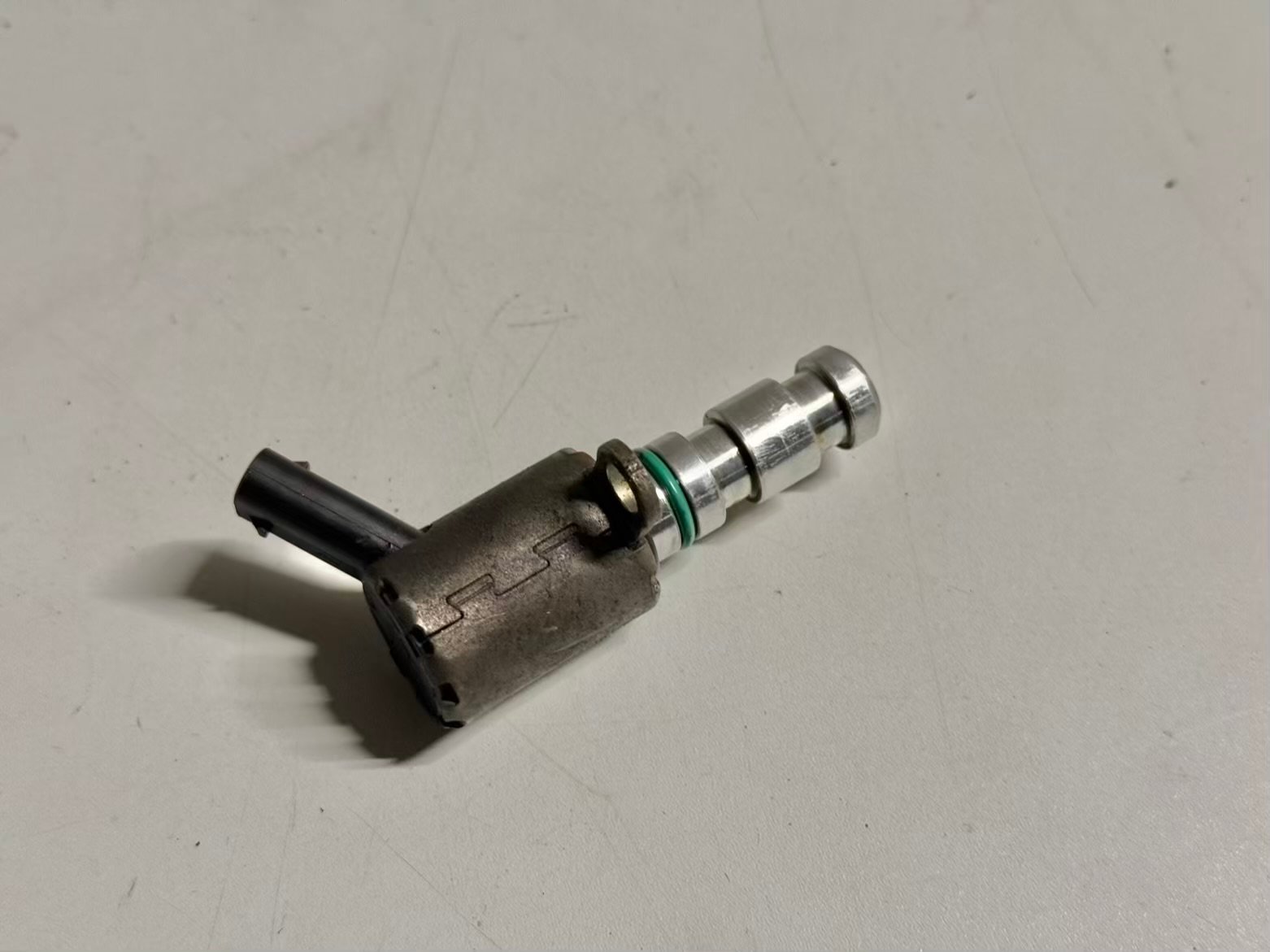 MAGNETSCHALTER NOCKENWELLENVERSTELLUNG Ford C-Max 2014 1.0 EcoBoost CM5G6C880CA