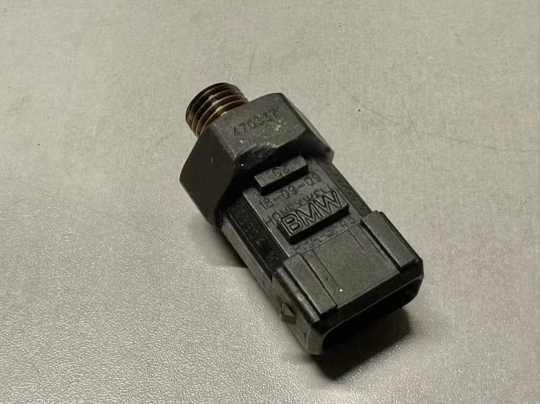 Öldruckschalter N43 BMW 116i E81 E87 2011 12617549796, 754979602