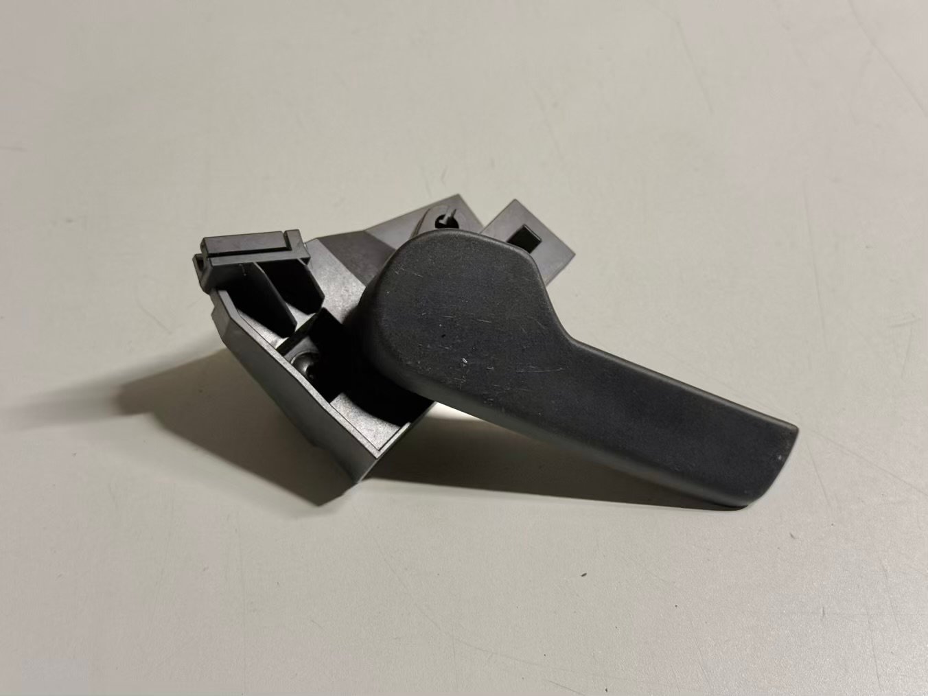 Griff Hebel Motorhauben Zug Motorhaube VW Golf5 1K1 1.4L 1J1823533C, 1K1823633