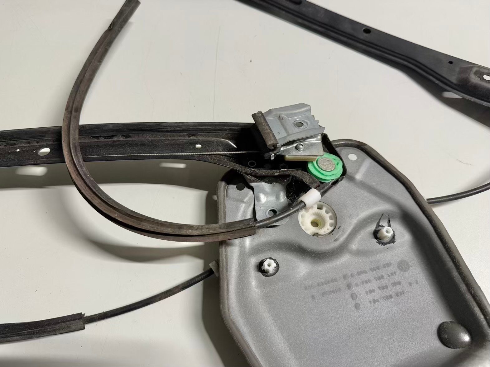 Fensterheber elektrisch VW Golf5 1K1 1.4L 1K4837461A