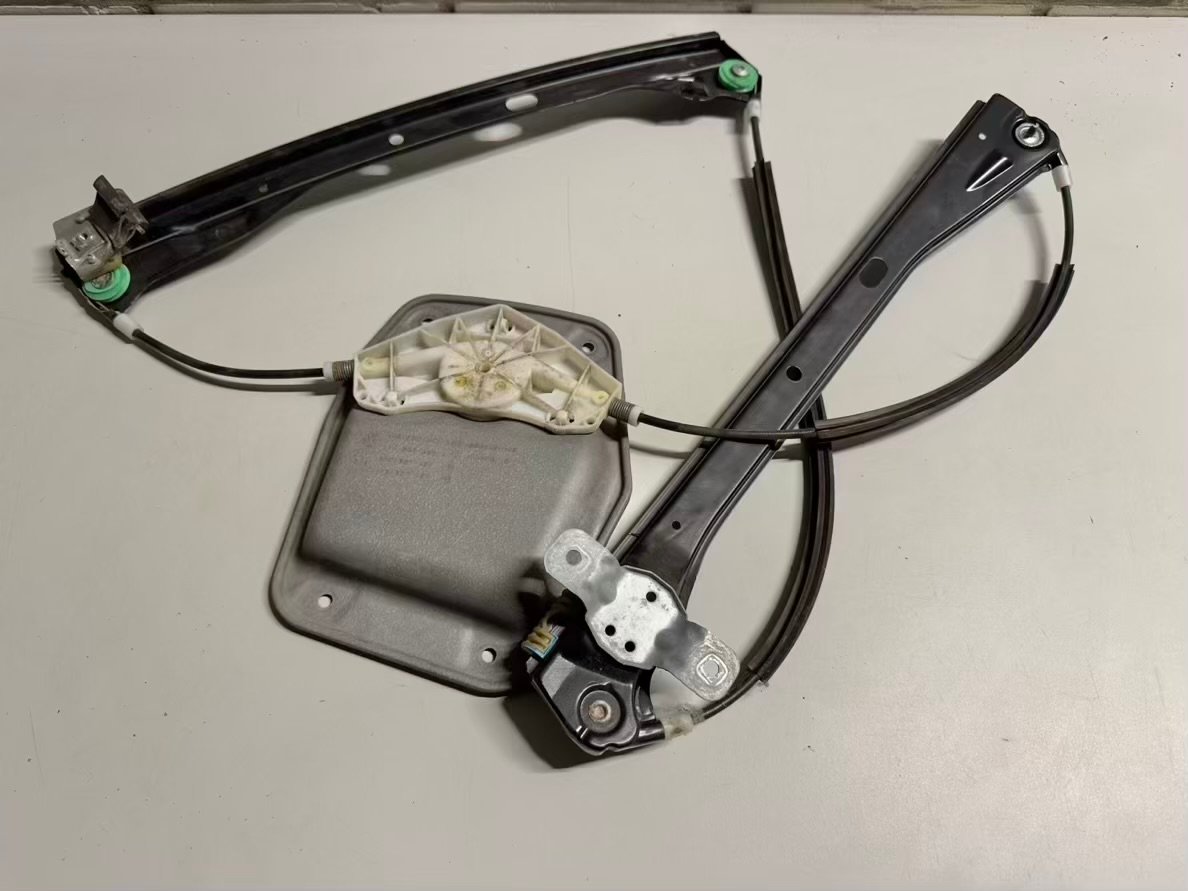 Fensterheber elektrisch VW Golf5 1K1 1.4L 1K4837461A