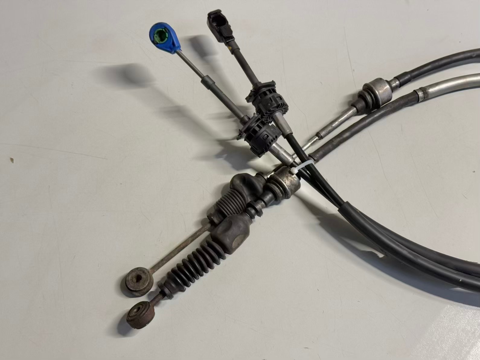 Seilzug, Schaltgetriebe Gangseil TOYOTA Verso 2008 3382002680, 814013715