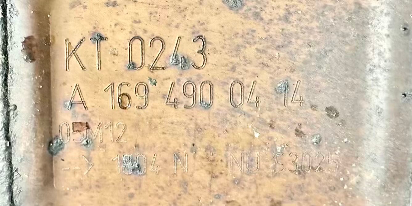 Kat Katalysator BKlasse W245 B170 2005 A1694900414, A1694900614