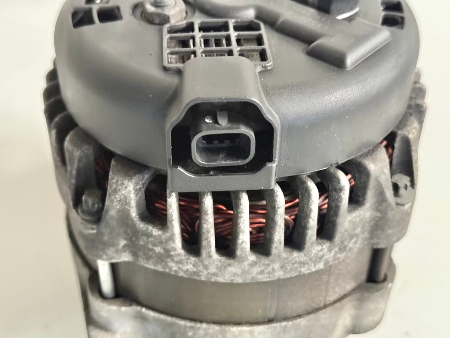 Generator Lichtmaschine 1.7 CDTI OPEL ASTRA-J 2011 13500187