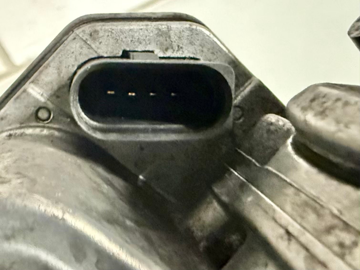 Ansaugrohr mit Drosselklappe 1.7 CDTI OPEL ASTRA-J 2011 898105210, 8973858235