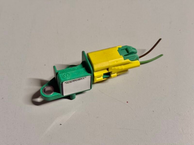 Crashsensor Airbag VW Golf Plus 2009 5M0909606, 5WK43581