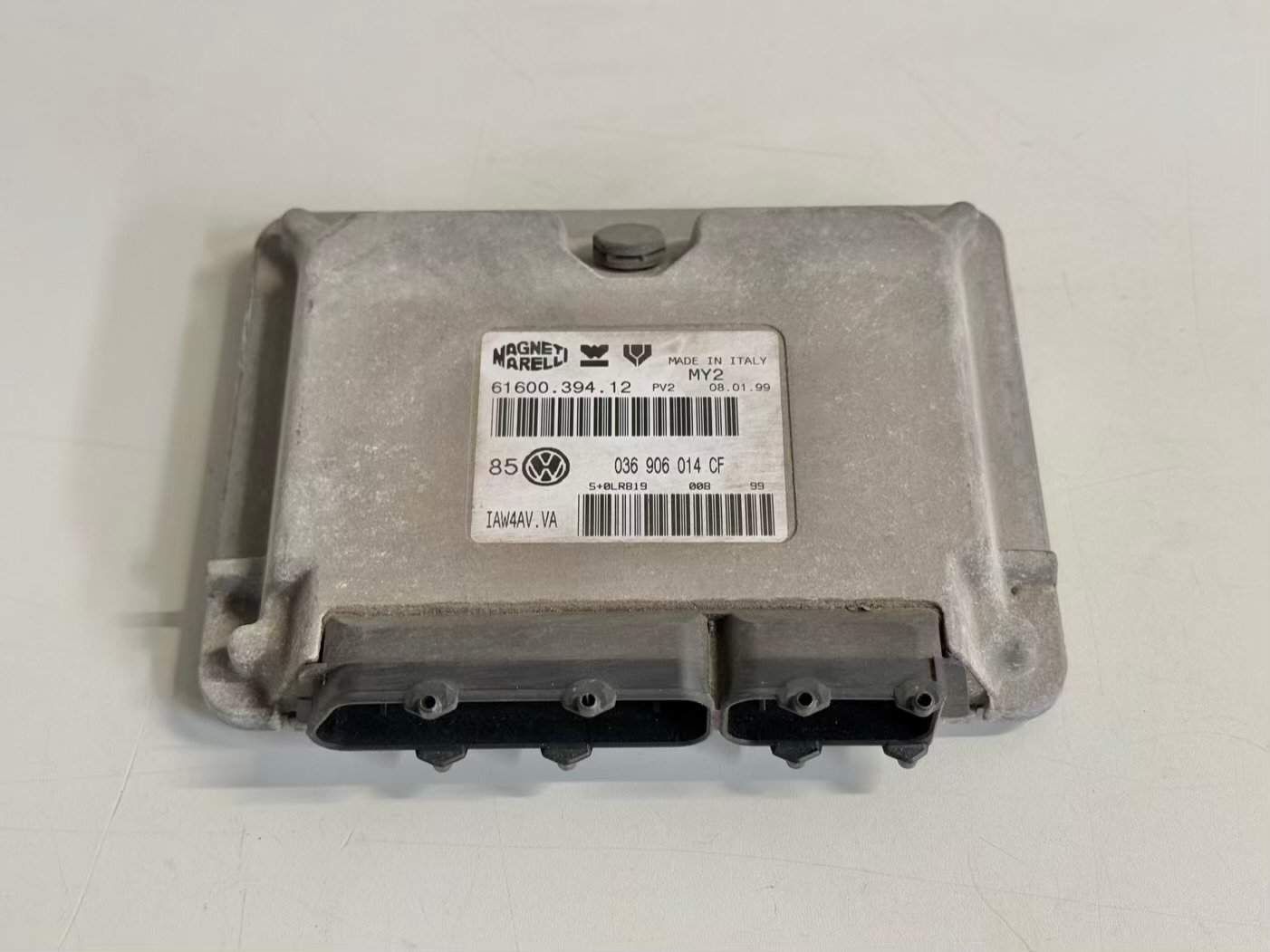 Motorsteuergerät ECU Golf 4 1,4 1J1 1998 J1819021A, 036906014CF, 6160039412
