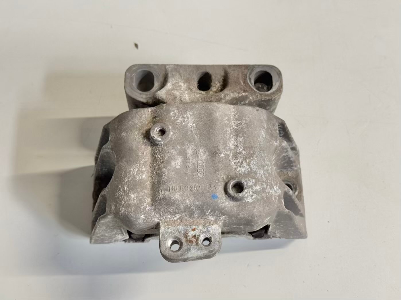 Motorlager Halter Lagerung Motor rechts Golf 4 1,4 1J1 1998 1J0199262