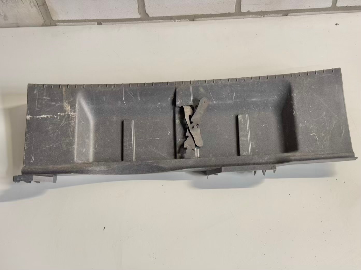 Ladekante Verkleidung Kofferraumabdeckung Golf 4 1,4 1J1 1998 6L6863459G