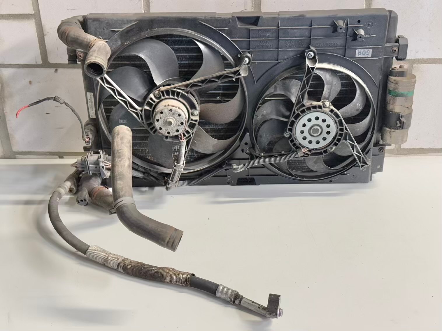 Kühlerpaket Wasserkühler Klimakühler Lüfter Golf 4 1,4 1J1 1998 1J0121205B