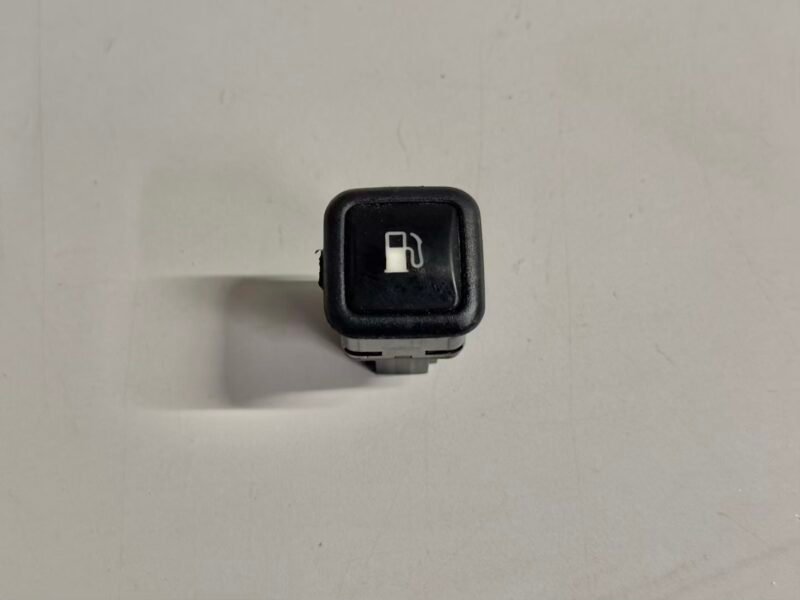 Schalter Tankdeckel Tankklappe Tankverschluß Golf 4 1,4 1J1 1998 3B0959833A