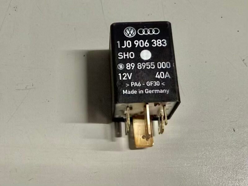 SKraftstoffpumpe Relais Golf 4 1,4 1J1 1998 1J0906383