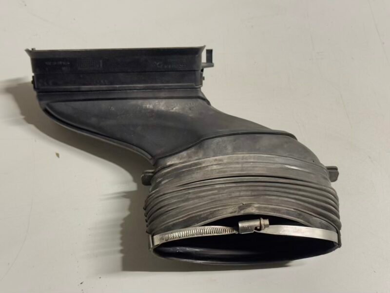 Ansaugschlauch Ansaugstutzen VW Touran 1.6 FSI Trend 1T1 2003 03C253813A