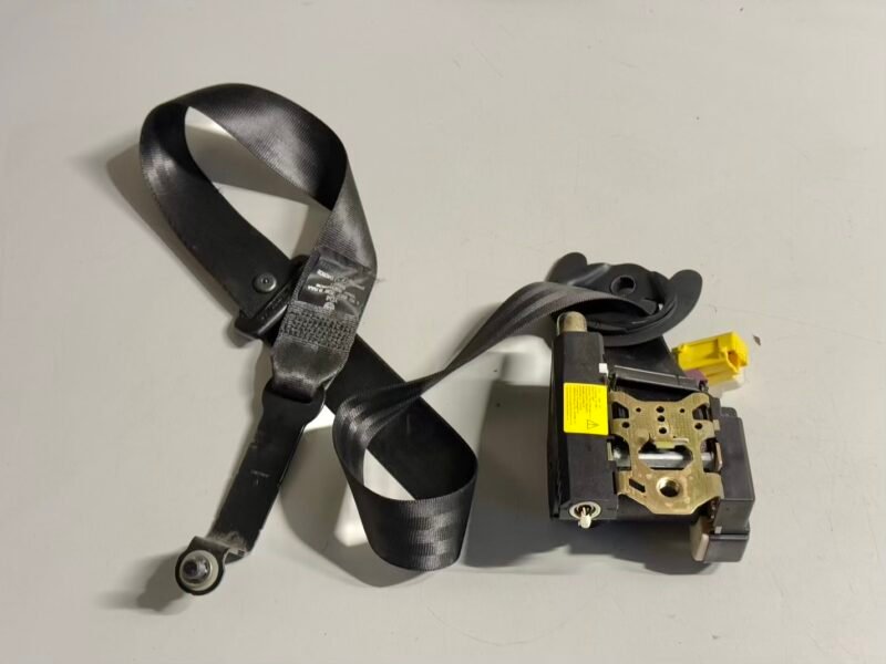 Sicherheitsgurt vorne Rechs Beifahrerseite VW Touran 1.6 FSI 1T1 2003 1T0857706B