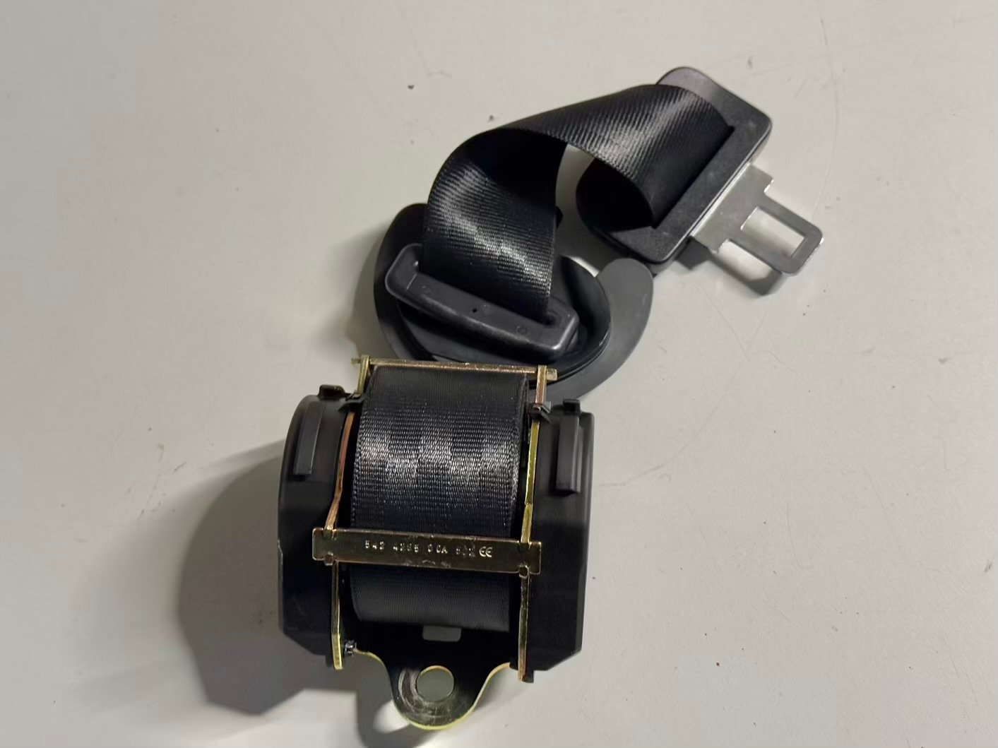 Sicherheitsgurt 3 Reihe hinten 7-sitz VW Touran 1.6 FSI 1T1 Trend 2003 1T0857738