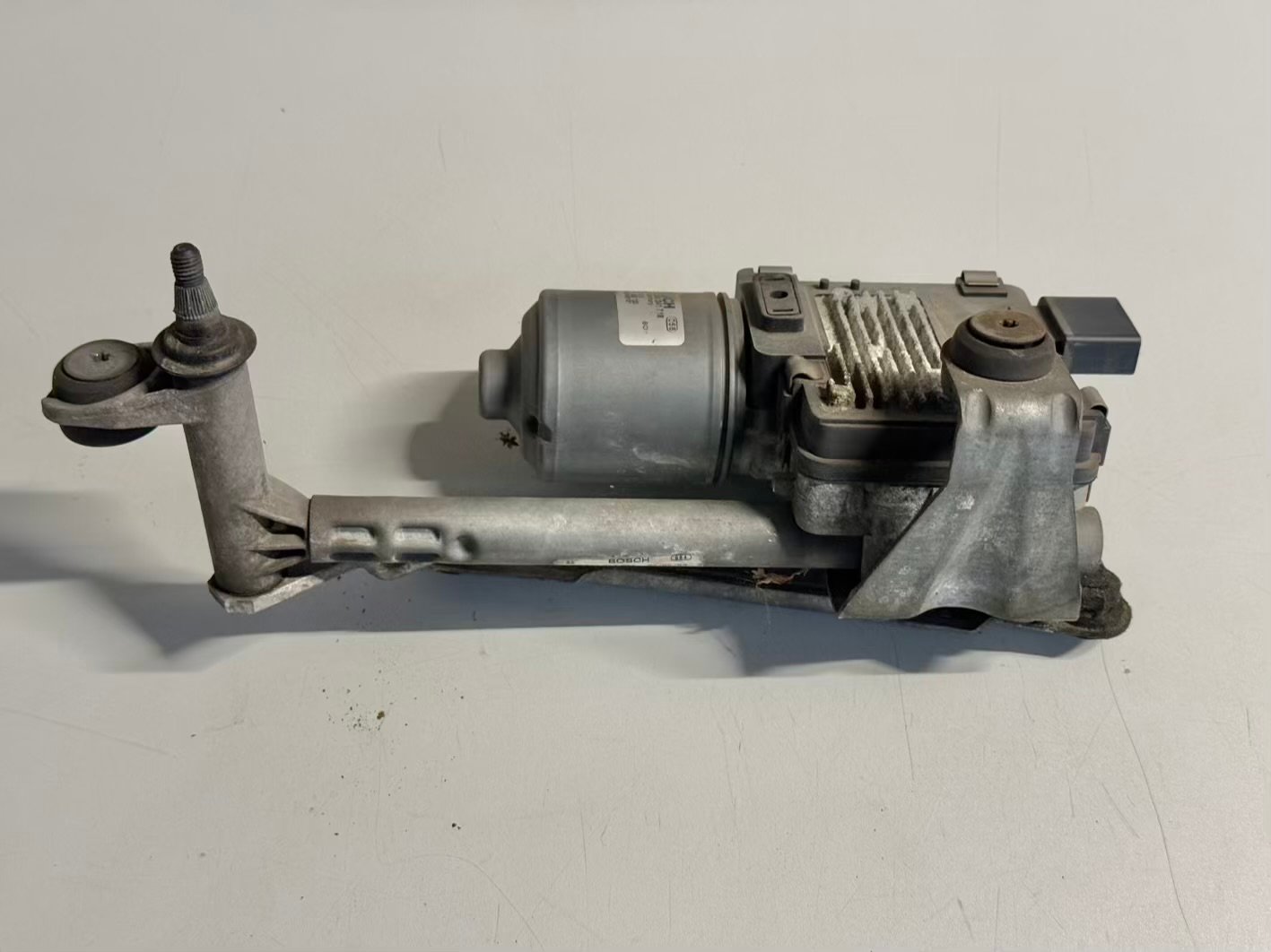 Wischermotor Wischergestänge Vorne Rechts VW Touran 1T1 2003 1T0955024