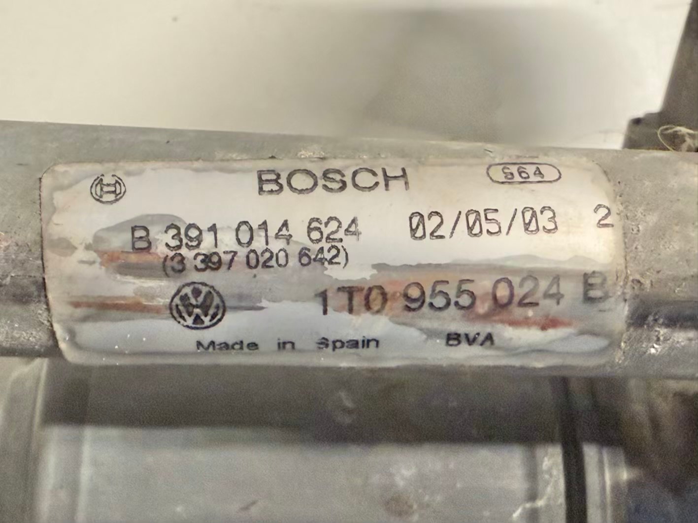 Wischermotor Wischergestänge Vorne Rechts VW Touran 1T1 2003 1T0955024