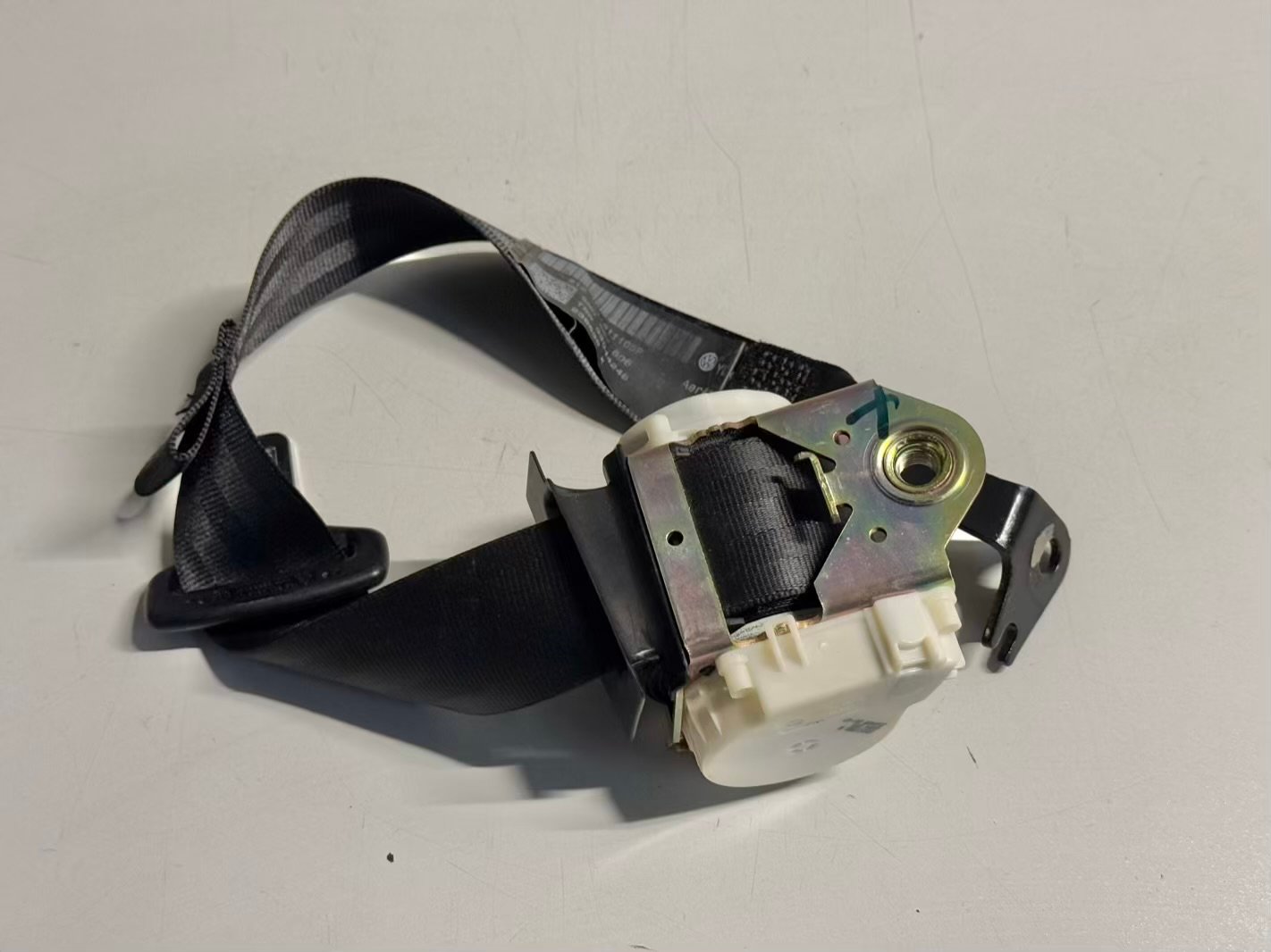 Sicherheitsgurt Gurt rechts hinten VW Golf Plus 2005 5M1 1,6 FSI 5M0857806