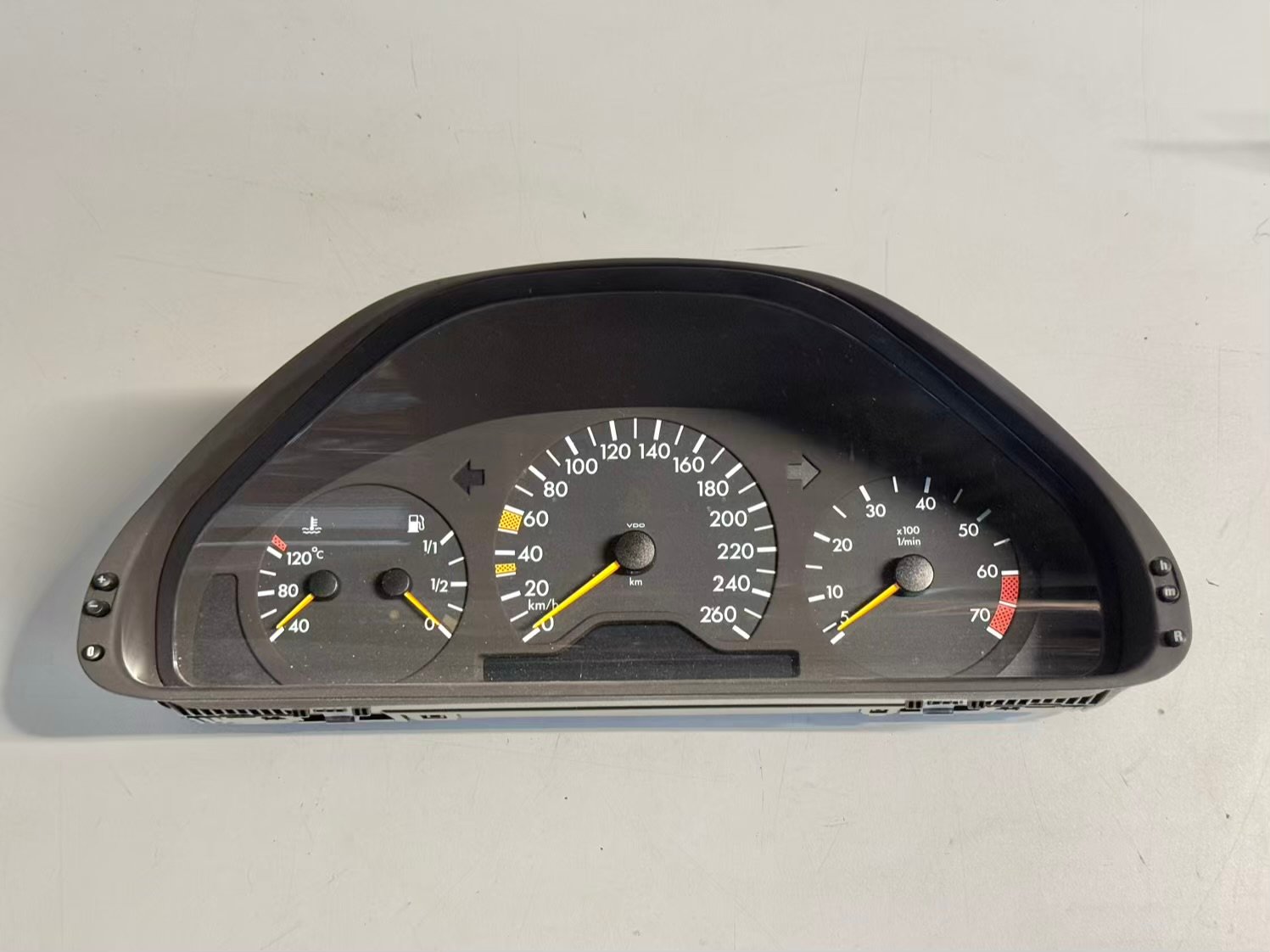 Tachometer Kombiinstrument MERCEDES BENZ CLK 320 1999 W208 A2085402911