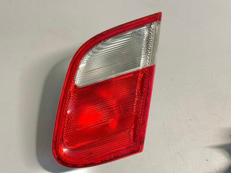 Rücklicht Rückleuchte Heckleuchte innen rechts BENZ CLK 320 1999 W208 2088200664