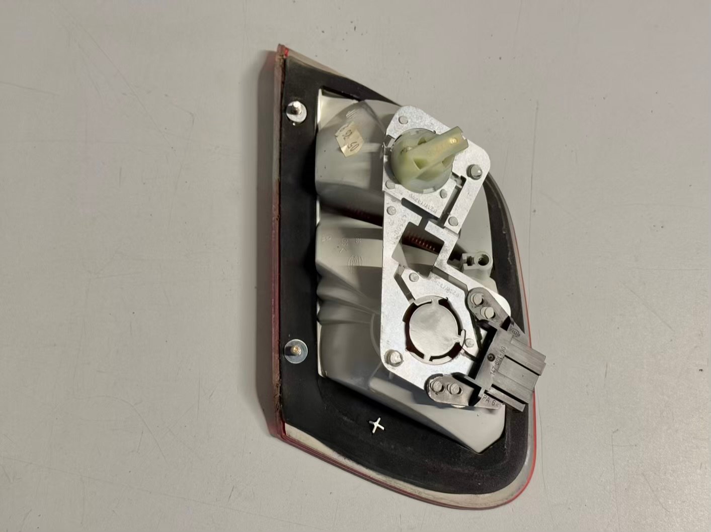 Rücklicht Rückleuchte Heckleuchte innen rechts BENZ CLK 320 1999 W208 2088200664