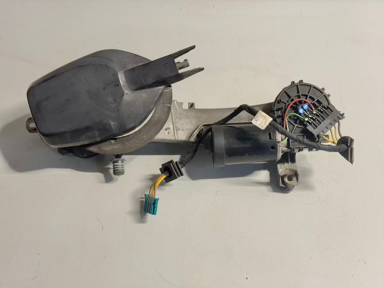 Wischermotor mit Gestänge vorne Mercedes BENZ CLK 320 1999 W208 0390241420