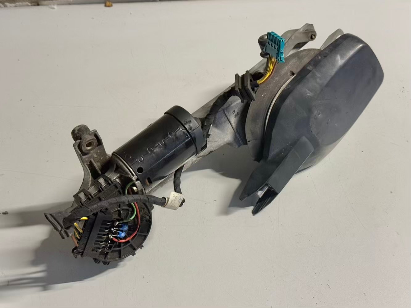 Wischermotor mit Gestänge vorne Mercedes BENZ CLK 320 1999 W208 0390241420