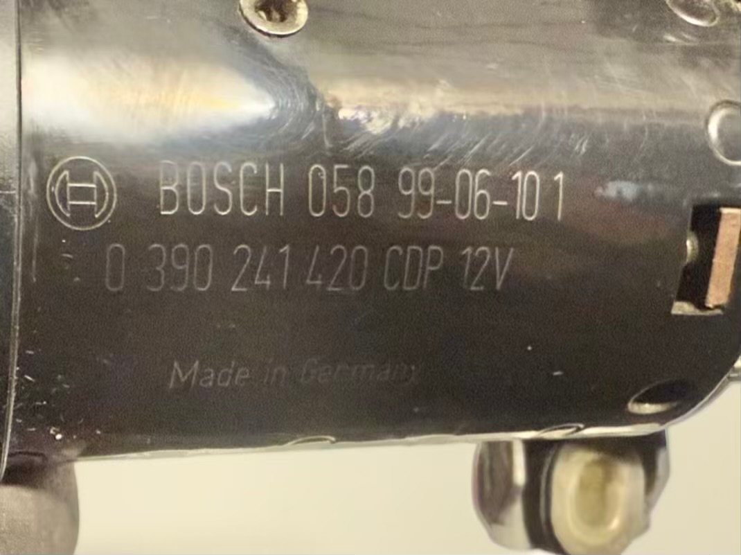 Wischermotor mit Gestänge vorne Mercedes BENZ CLK 320 1999 W208 0390241420