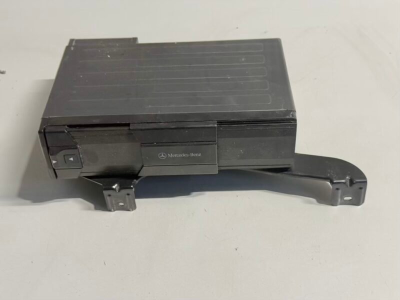 CD-Wechsler Mercedes BENZ CLK 320 1999 W208 A0028205889, MC3296, A0028206289